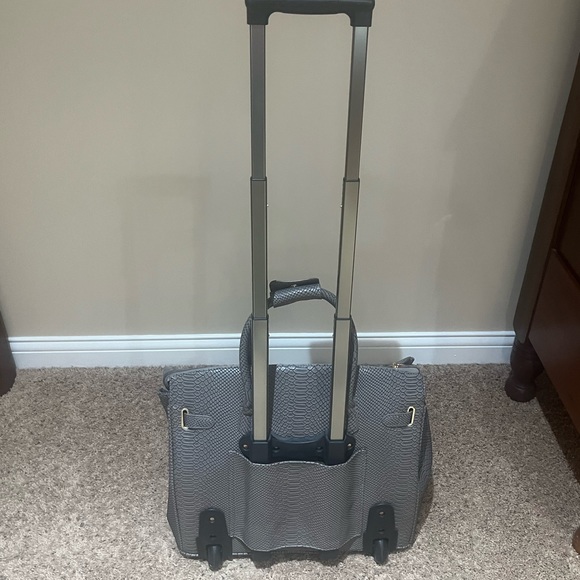 KC JAGGER Luxury Travel Gray Rolling Croc-Embossed Texture PU Leather Bag Carry - Picture 2 of 14